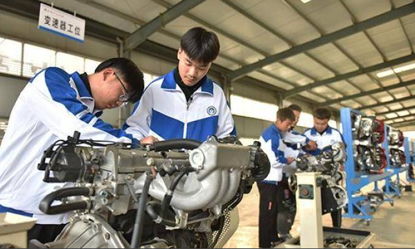 职业教育应加速融入和服务立异驱动战略在推进科技效果转化 职业教育应加速融入和服务立异驱动战略在推进科技效果转化